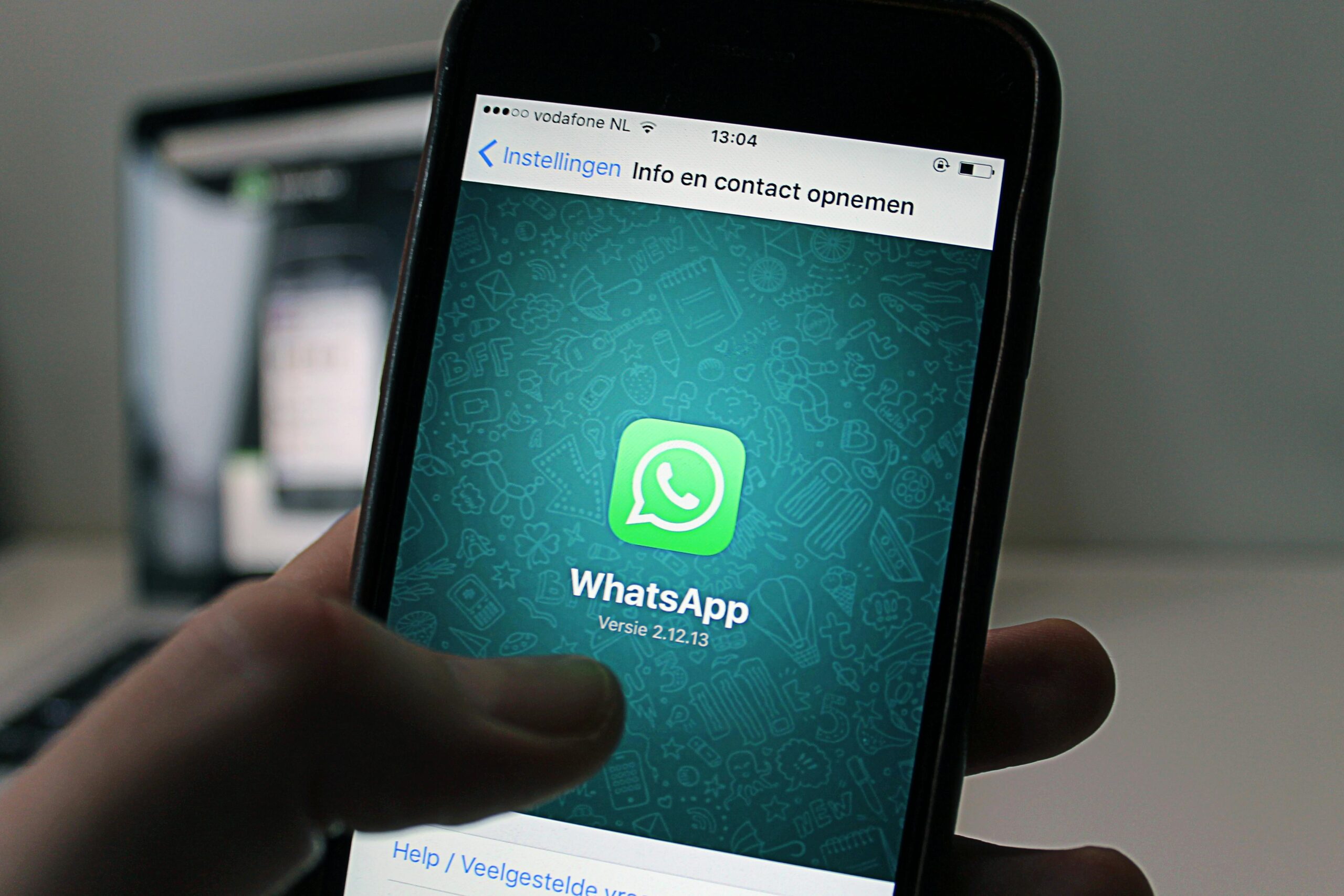 Lista de celulares que irão ficar sem WhatsApp